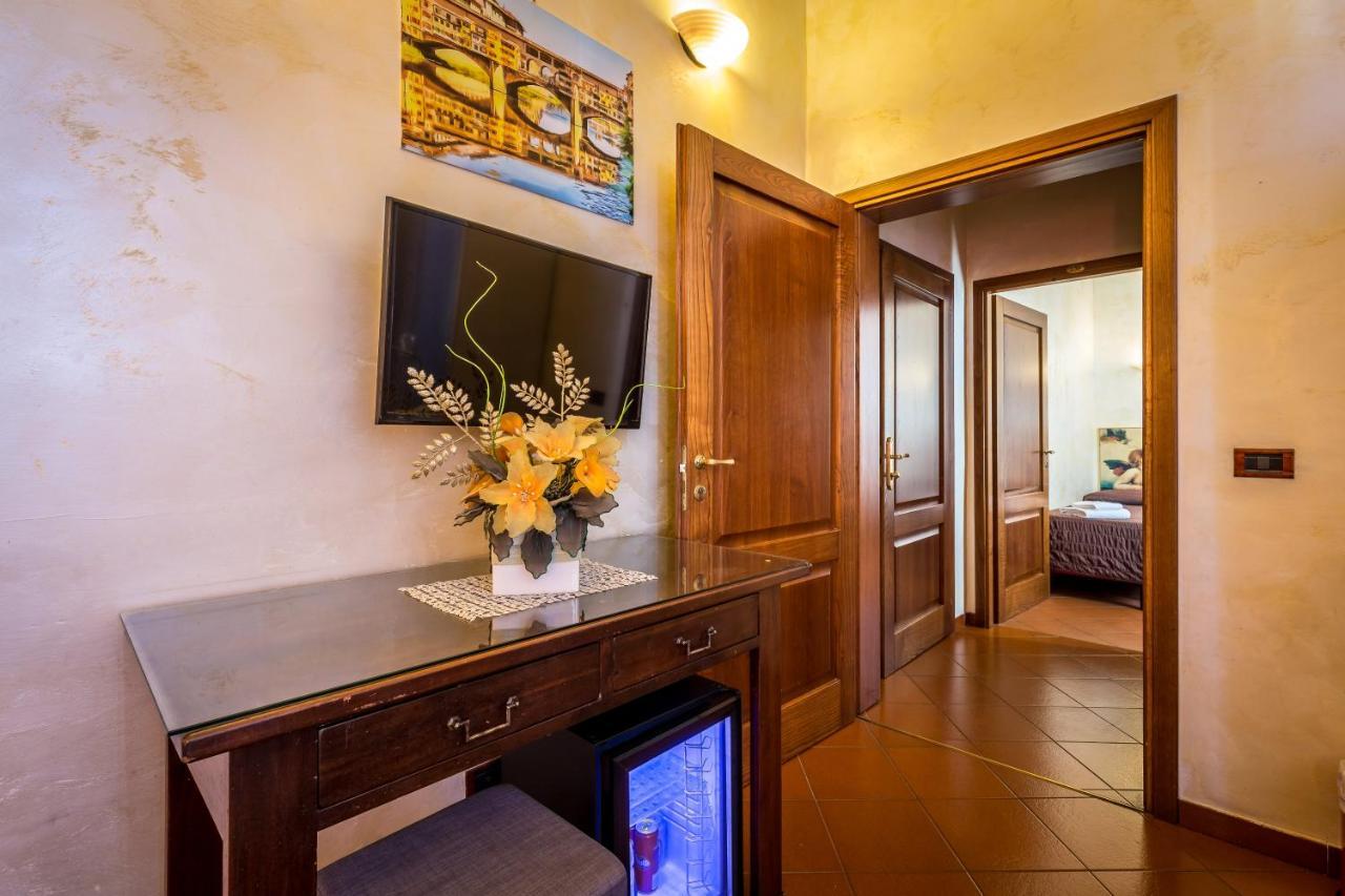 Tuscany Love Delle Tele-Firenze Hotel ภายนอก รูปภาพ